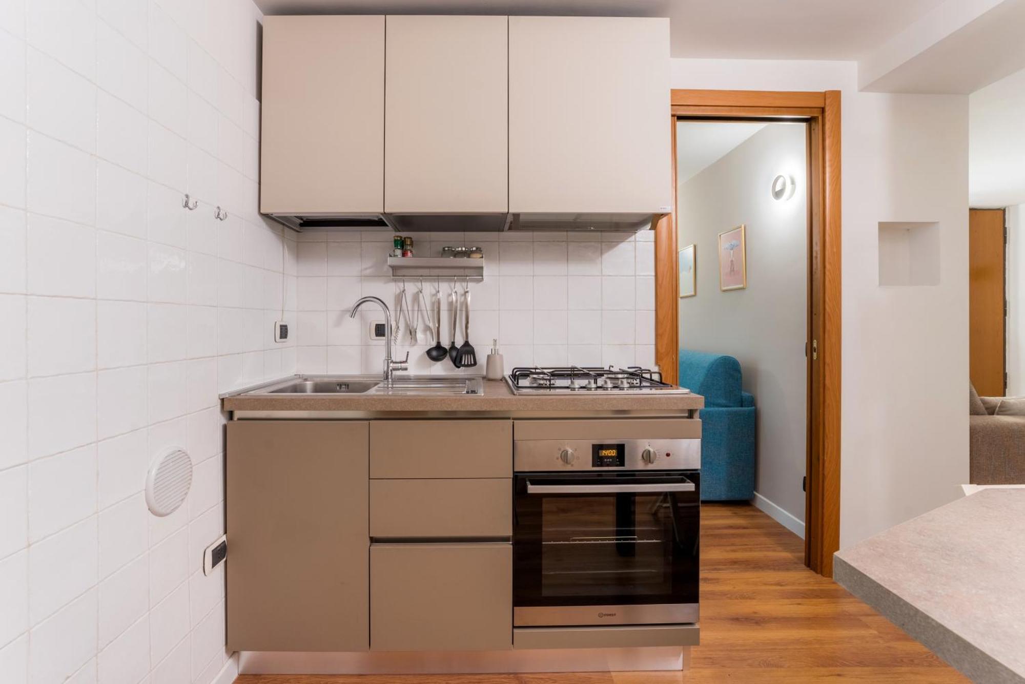 Villafranca Loft, Modern Studio Nearby The Station Rome Bagian luar foto